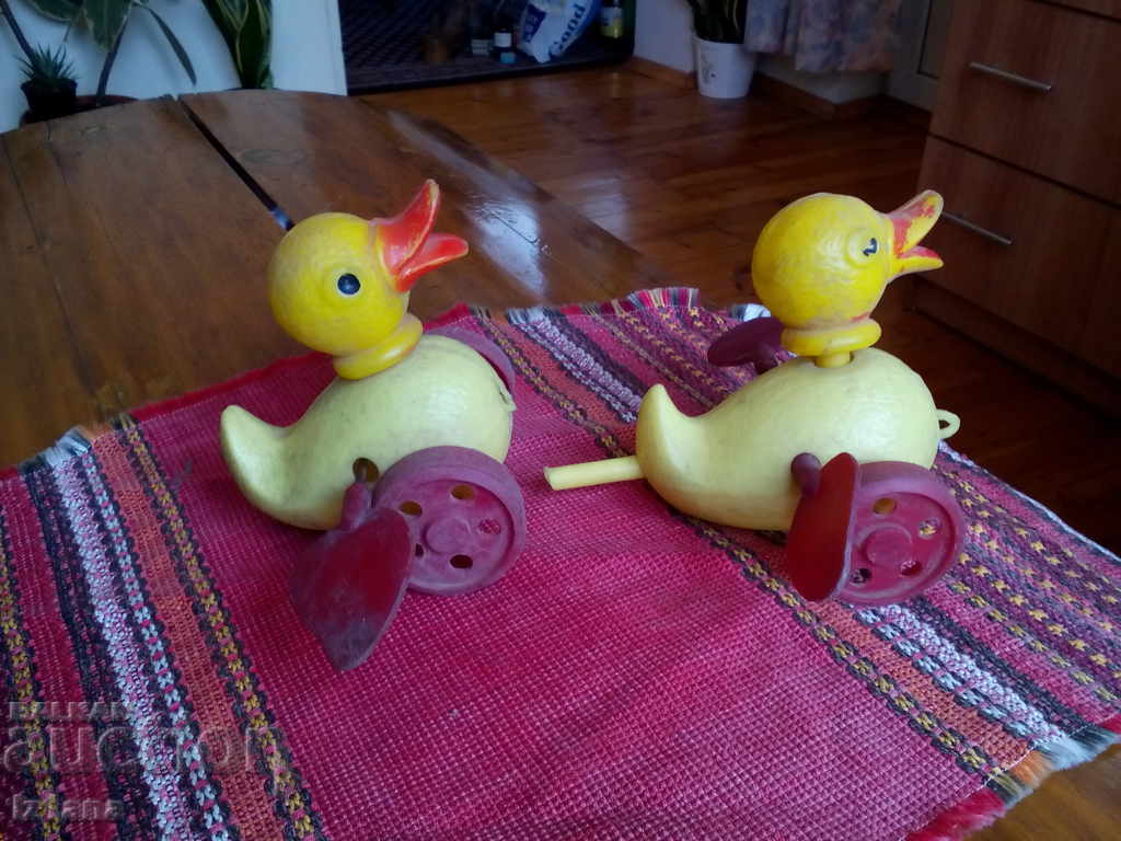 Old toy duck toy