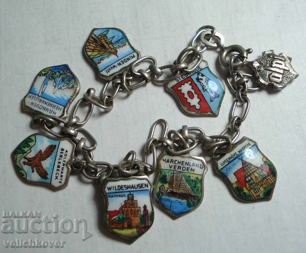 23477 Germany 8 pieces coats of arms cities silver bracelet sample 800