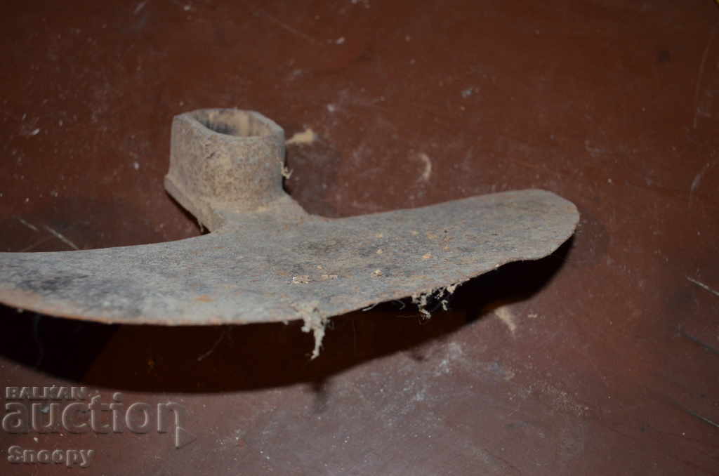 An old pick - 5 An old pick - 5