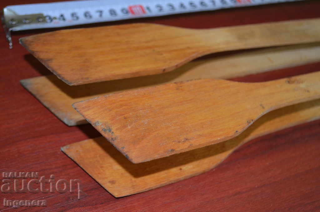 Auction  WOODEN STRAWS-2 BR