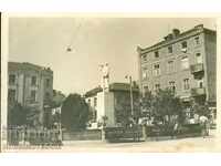 CARD PIATA CHEPINO CU MONUMENTUL - VELINGRAD inainte de 1948