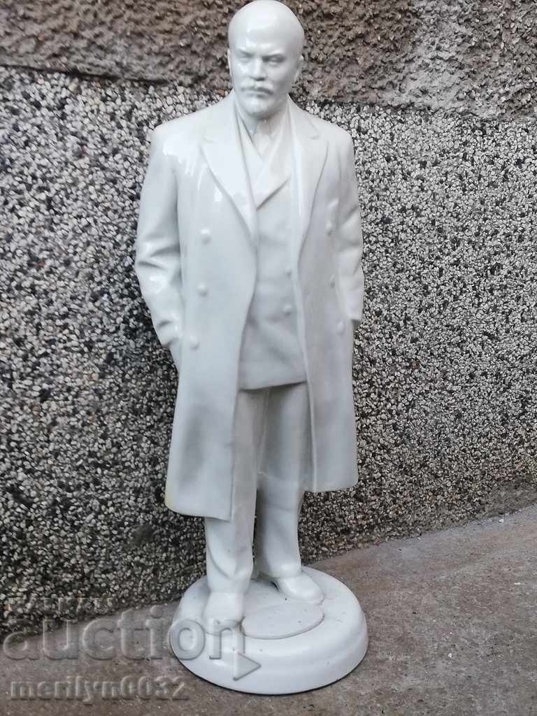 Statue of author figure Lenin plastic sculpture porcelain