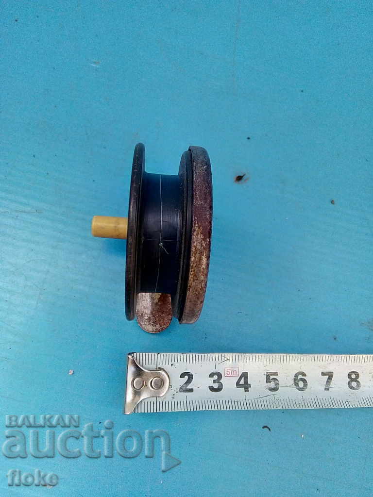 Fishing Reel USSR with price 6.00 BGN | € 3.07 Fishing Reel USSR with price 6.00 BGN | € 3.07