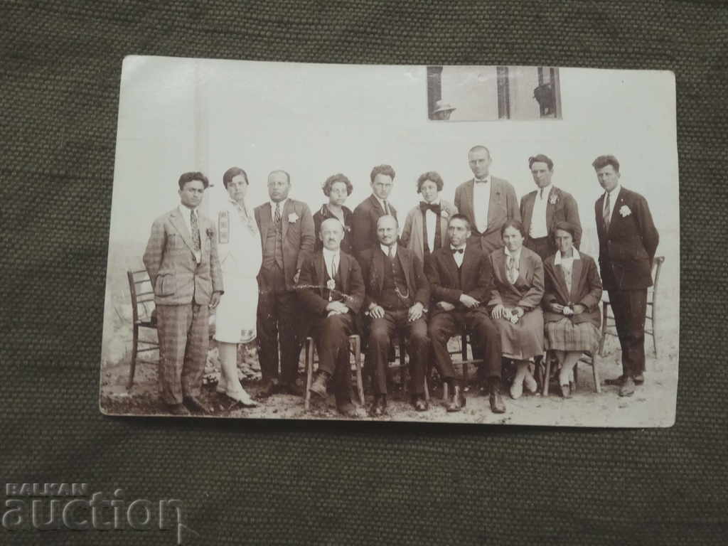 Teaching in the village of Dokanovo, Konare, 1929 Teaching in the village of Dokanovo, Konare, 1929