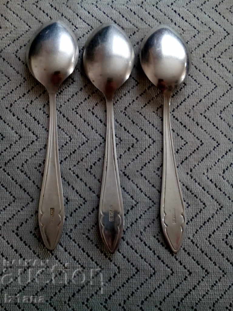 Old spoons with price 9.00 BGN | € 4.60 Old spoons with price 9.00 BGN | € 4.60