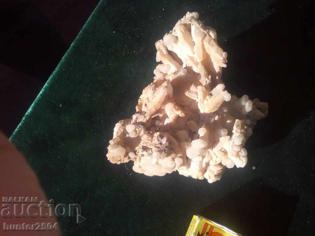 Quartz, pyrite, galena, druse, size 90x110mm. note crystallization. with price 19.95 BGN | € 10.20 Quartz, pyrite, galena, druse, size 90x110mm. note crystallization. with price 19.95 BGN | € 10.20