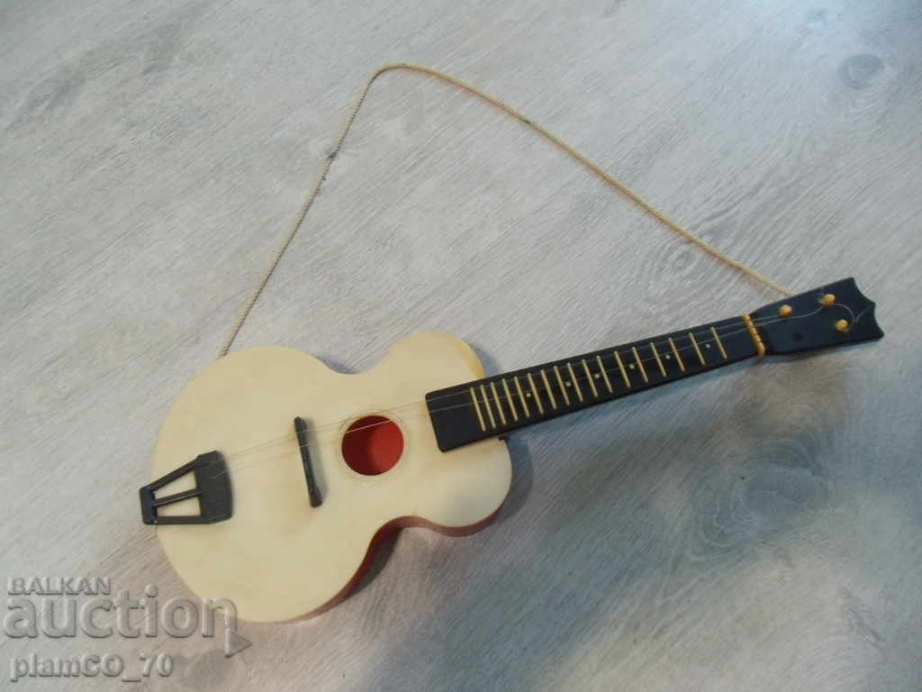 No * 2451 old toy - guitar - soc. Period