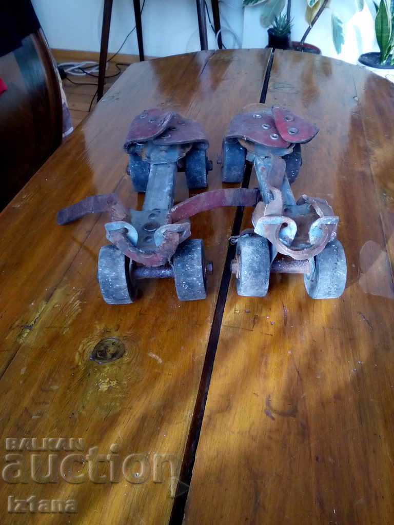Delivery of Old roller skates Delivery of Old roller skates
