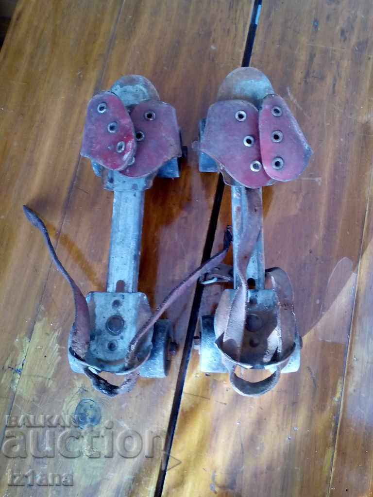 Old roller skates - 5 Old roller skates - 5