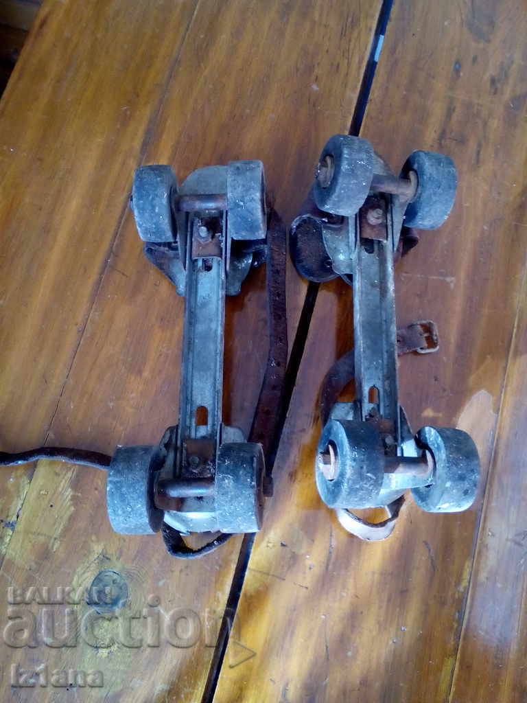 Old roller skates - 6 Old roller skates - 6