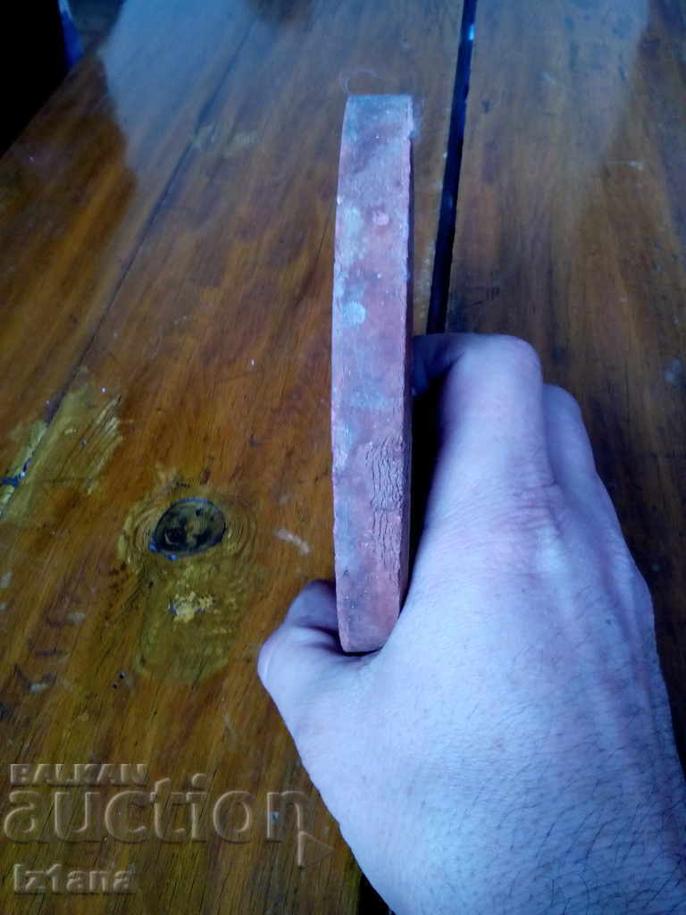 Auction An old rubber wheel Auction An old rubber wheel