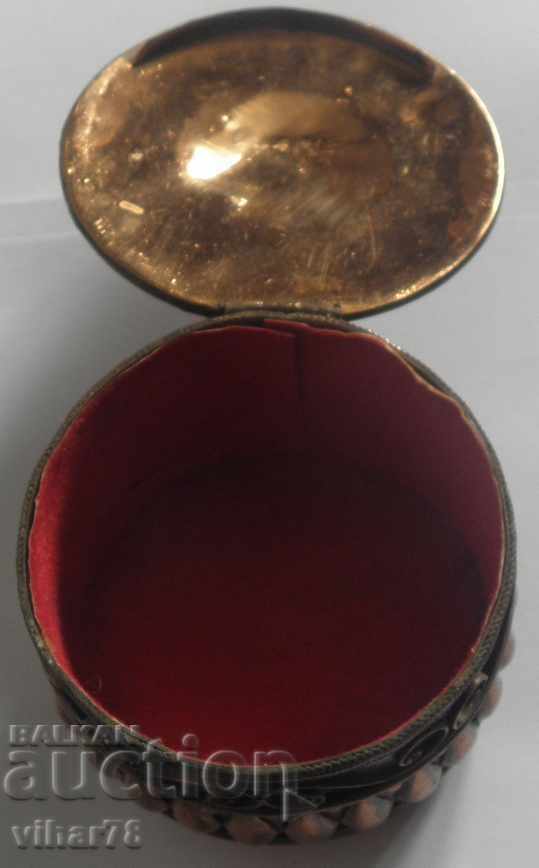 Hand forged copper jewelry box - 5