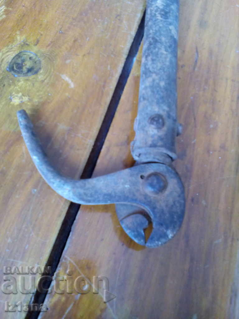 Ancient tool with price 25.00 BGN | € 12.78
