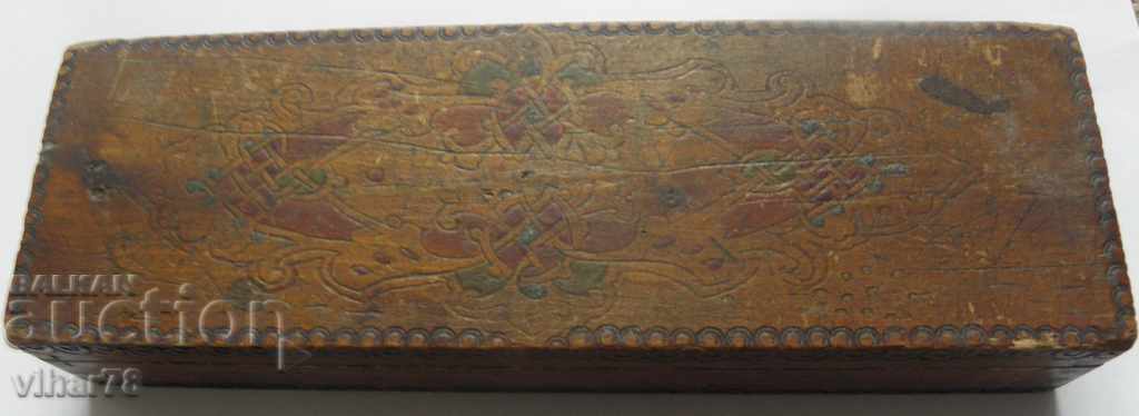 Аукцион Стара дървена кутия за моливи Аукцион Стара дървена кутия за моливи