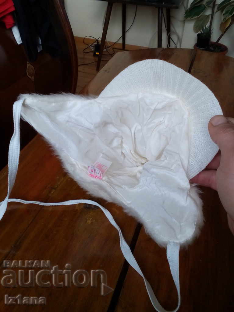 An old baby hat - 5 An old baby hat - 5