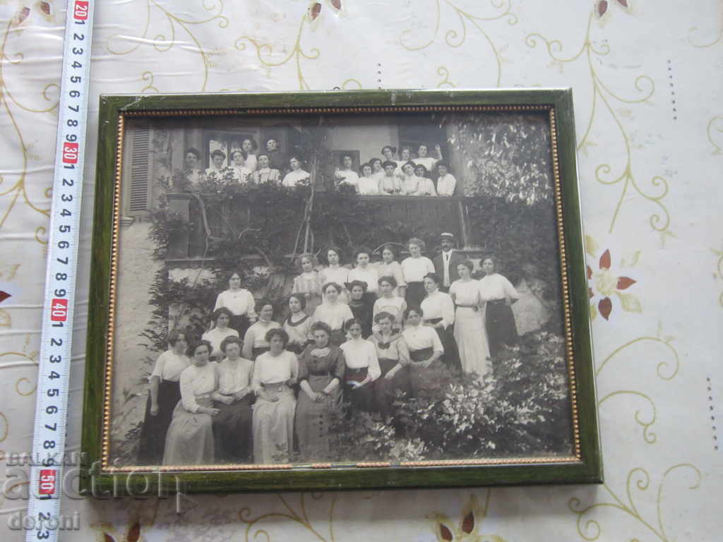 Old German picture picture class with price 25.00 BGN | € 12.78 Old German picture picture class with price 25.00 BGN | € 12.78