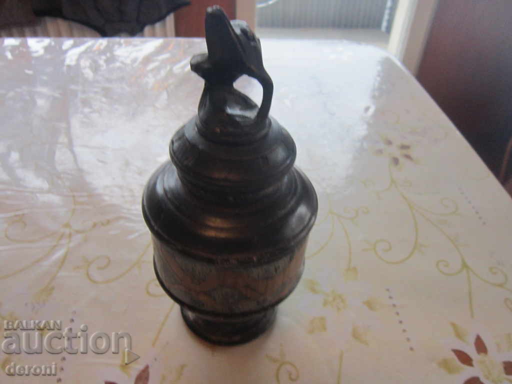 Παλιό ξύλινο κουτί σκάλισμα με τιμή 40.00 BGN | € 20.45 Παλιό ξύλινο κουτί σκάλισμα με τιμή 40.00 BGN | € 20.45