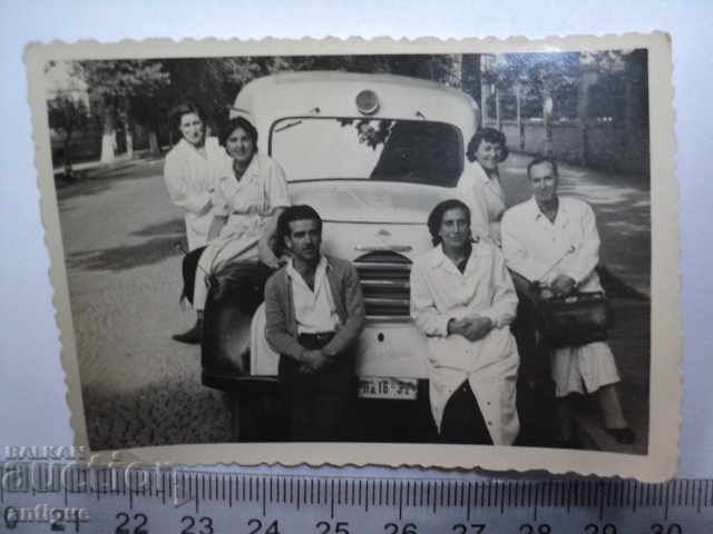 Auction  RED PICTURE DOCTORS, LINEA.RRRRRRRRRRR