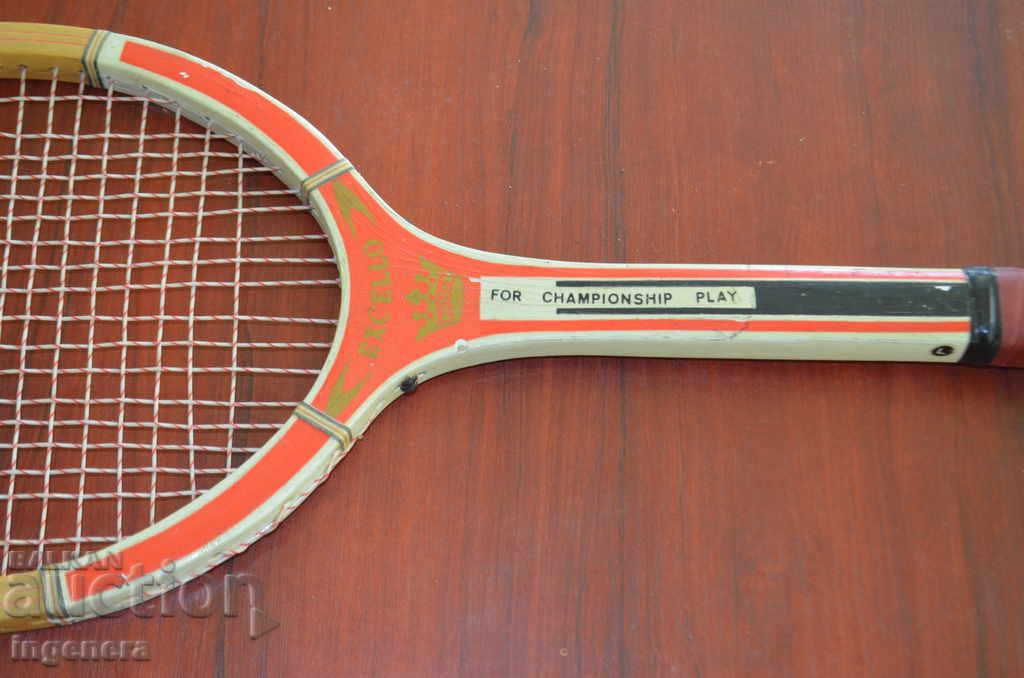 Delivery of OLD T-SHIRT FOR WOODEN TENNIS Delivery of OLD T-SHIRT FOR WOODEN TENNIS