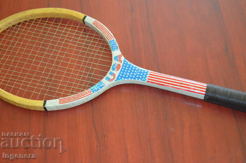 Delivery of OLD TENNIS RACKET - WOODEN