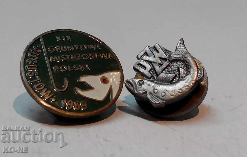 Delivery of Sat badges Poland