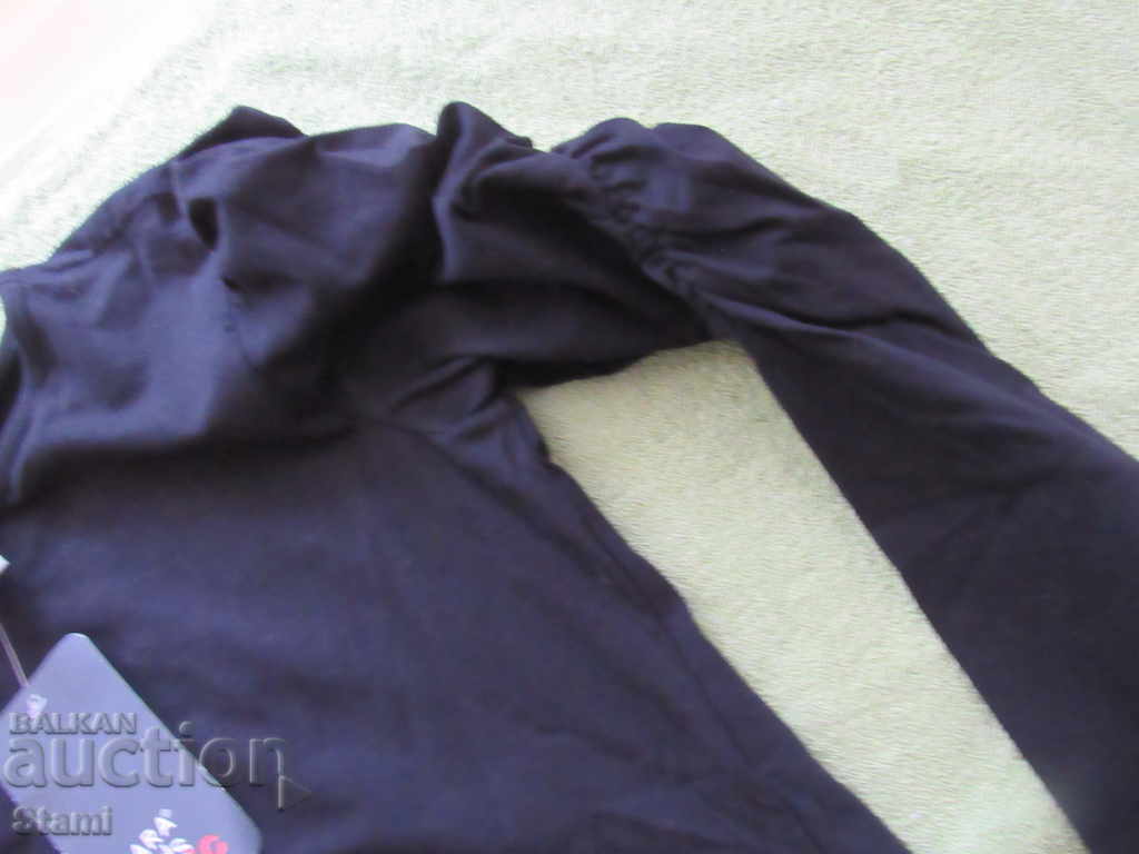 Black ZARA blouse for girl, size 164, new with price 12.00 BGN | € 6.14 Black ZARA blouse for girl, size 164, new with price 12.00 BGN | € 6.14