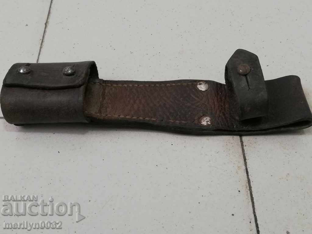 Each lopis for a bayonet knife Each lopis for a bayonet knife