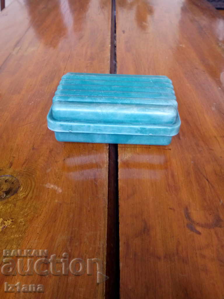 Auction An old soap dish Auction An old soap dish