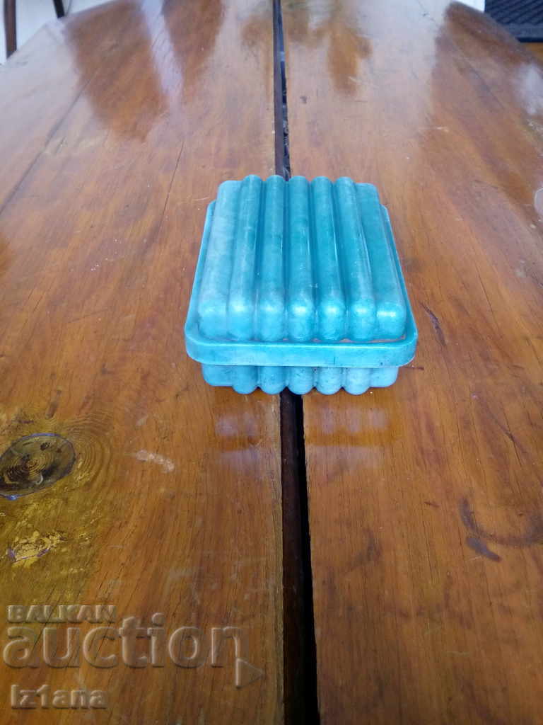 Delivery of An old soap dish Delivery of An old soap dish