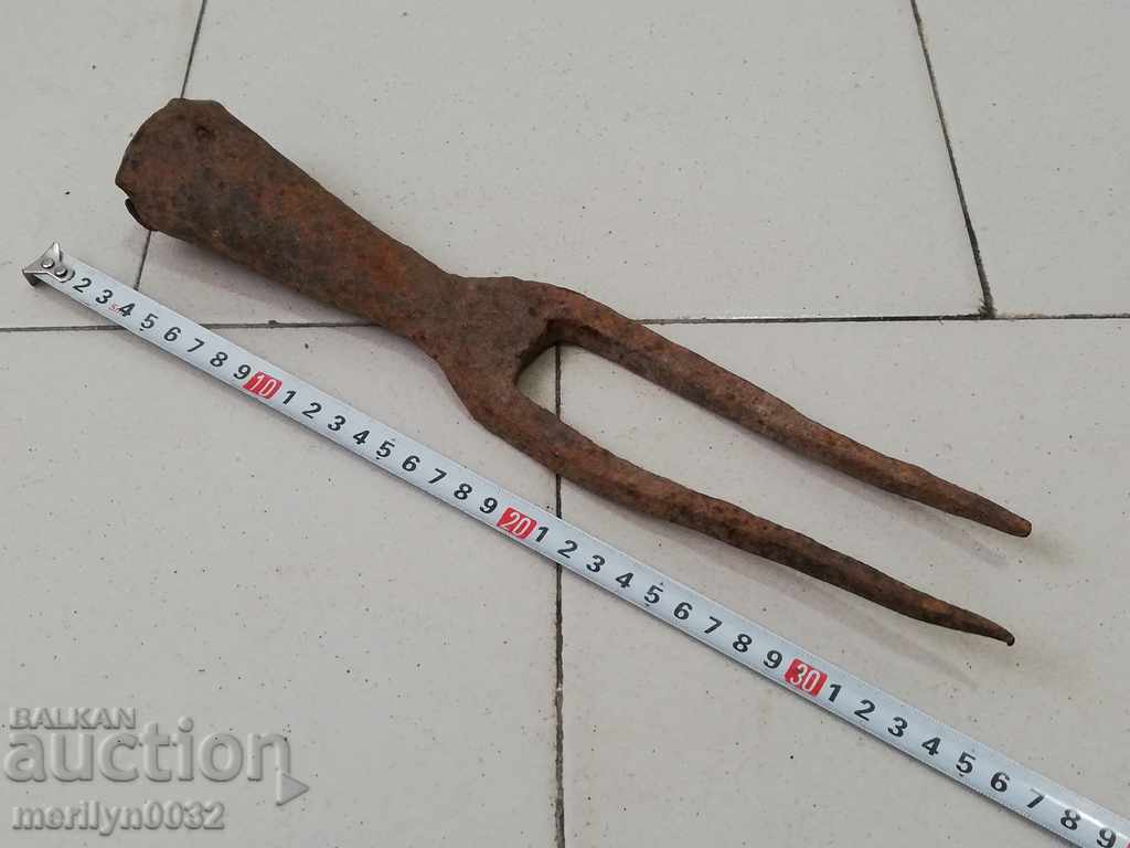 Binoclu, culegător de sfeclă de zahăr, fier forjat cu preț € 28.99 | 56.70 BGN Binoclu, culegător de sfeclă de zahăr, fier forjat cu preț € 28.99 | 56.70 BGN