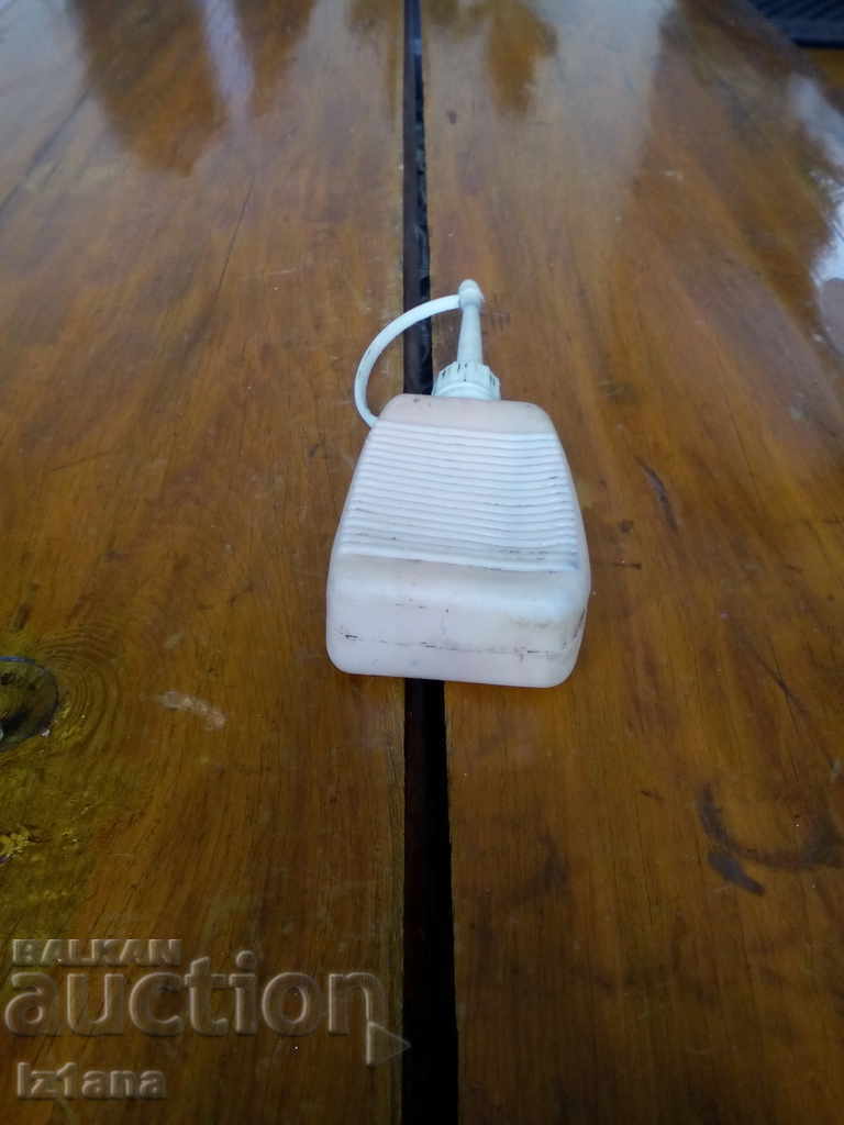 Delivery of Old plastic maslion Delivery of Old plastic maslion