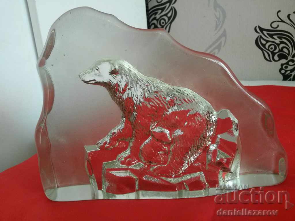 Delivery of Designer Crystal Statuettes