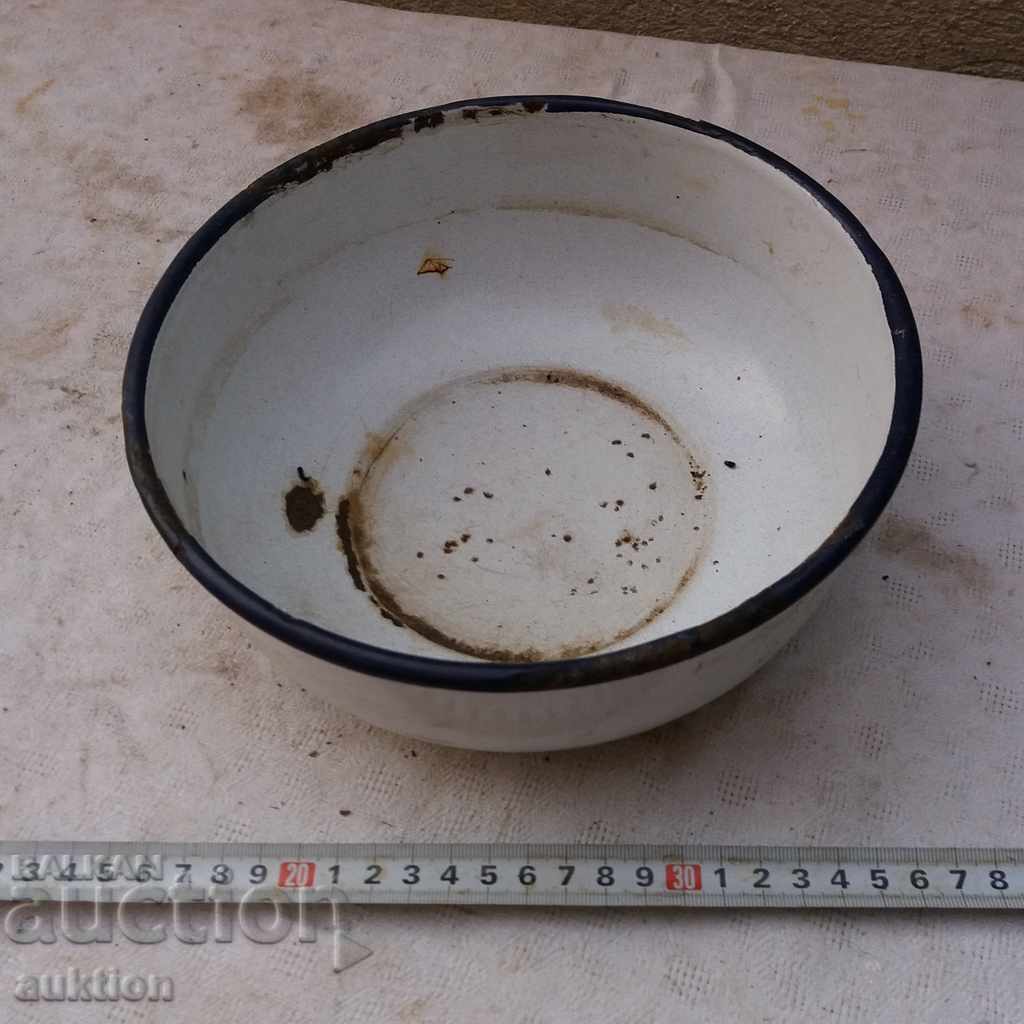 Auction OLD SOC. ENAMEL FRUIT BOWL Auction OLD SOC. ENAMEL FRUIT BOWL