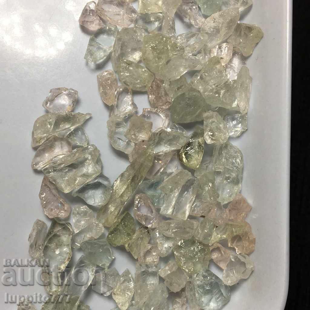 Auction 100% natural carnation 400 carat lot Auction 100% natural carnation 400 carat lot