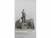 Carte poștală Dimitrovgrad Monumentul lui Georgi Dimitrov