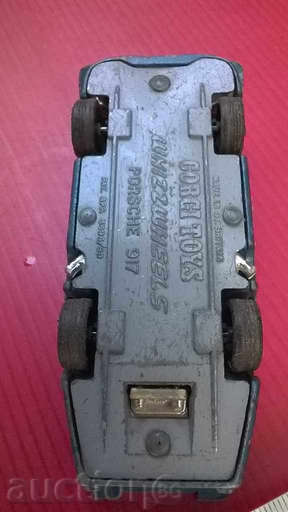 Delivery of metal trolley-Porsche 917