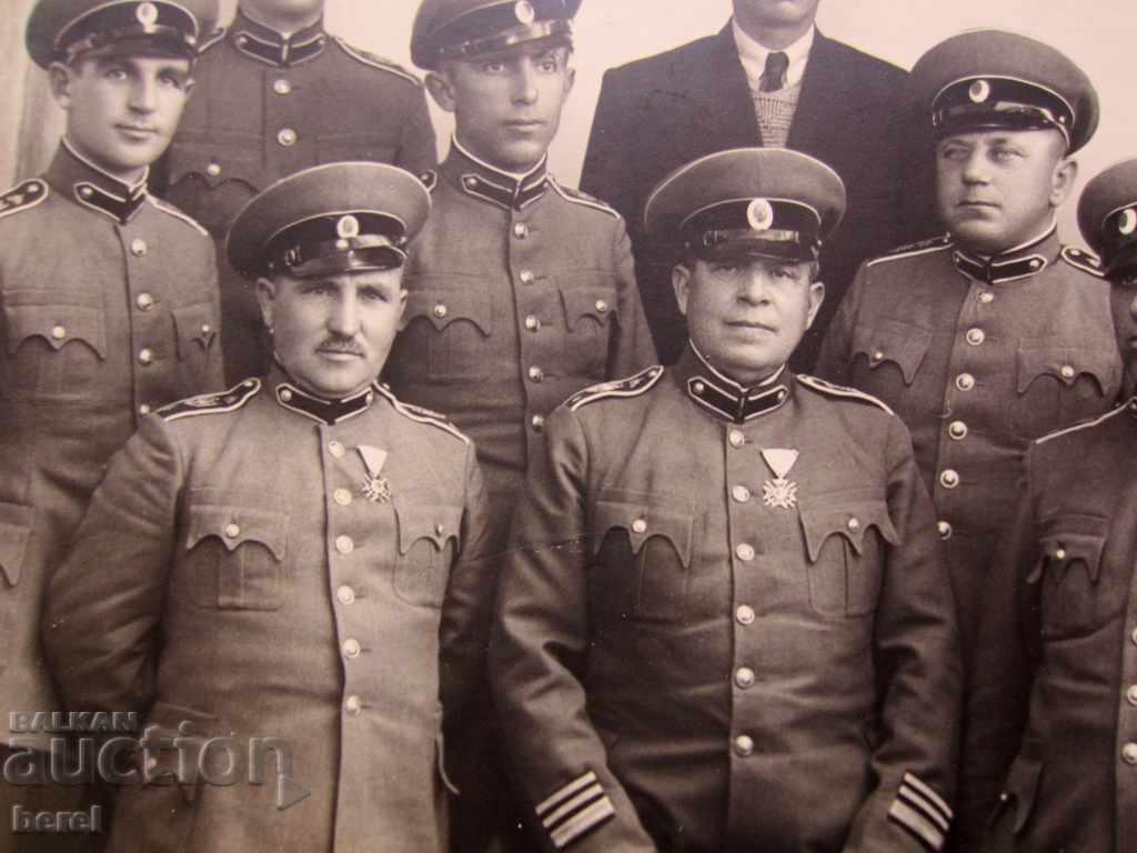 STAR PICTURE-CARDON-CARRY ARMY-MILITARY-PHOTO MARKARIAN-SHUMEN with price 22.99 BGN | € 11.75 STAR PICTURE-CARDON-CARRY ARMY-MILITARY-PHOTO MARKARIAN-SHUMEN with price 22.99 BGN | € 11.75