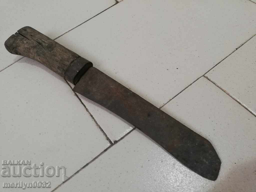 Delivery of Old forged rural knife primitive Delivery of Old forged rural knife primitive