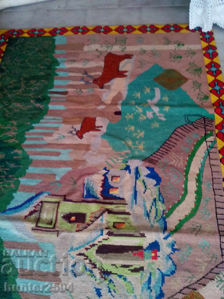 Auction Wall rug 210x110 cm. wool, lining, last century Auction Wall rug 210x110 cm. wool, lining, last century