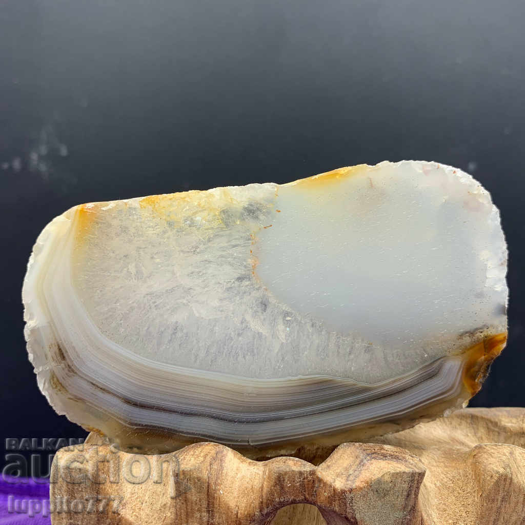 Auction mineral agate, chalcedone Auction mineral agate, chalcedone