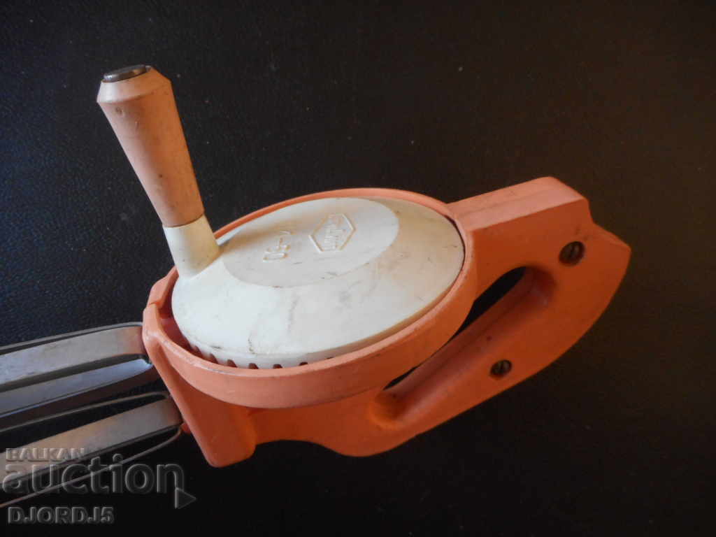 Auction An old mixer from Sotsia Auction An old mixer from Sotsia