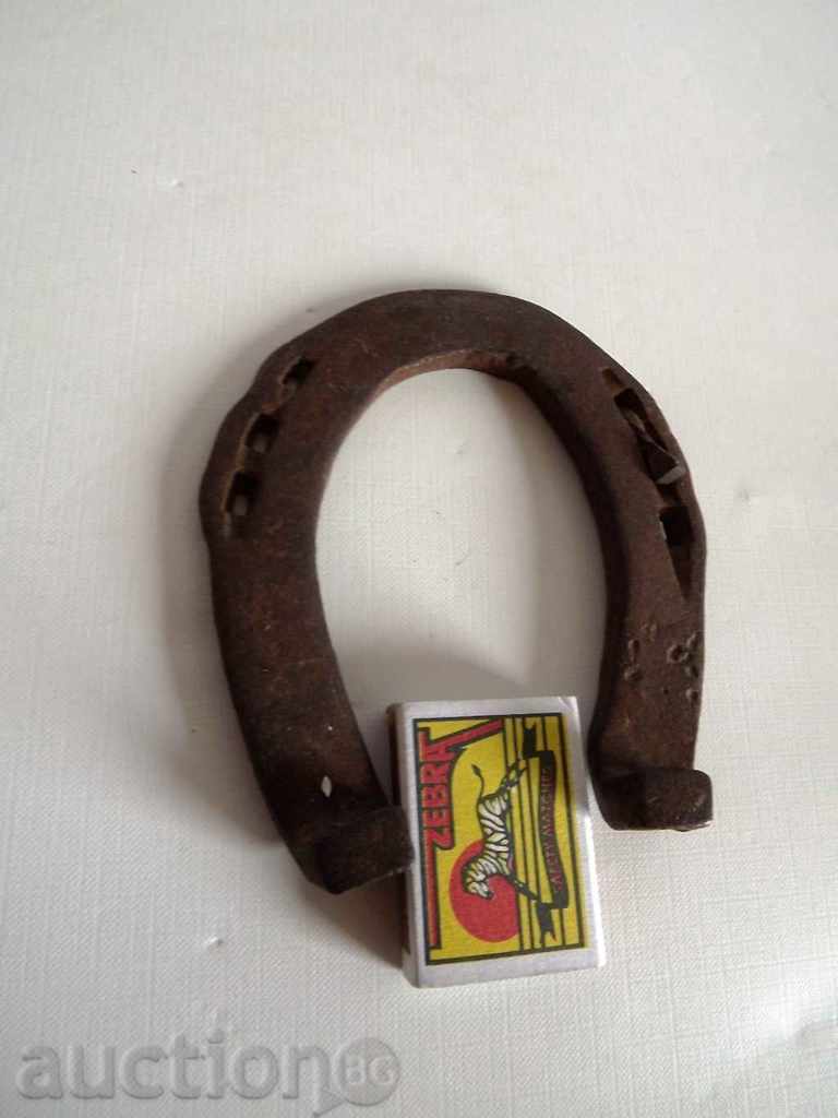 Auction  PODKOVA - DECORATION ETHNO KAT TAVANA