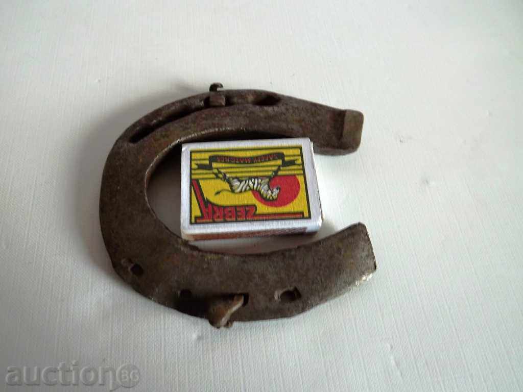 PODKOVA - DECORATION ETHNO KAT TAVANA with price 9.00 BGN | € 4.60