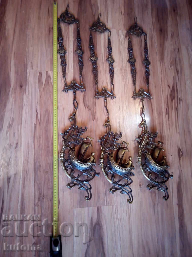 Χάλκινα κρεμαστά είδη 3 τεμαχίων με τιμή 119.99 BGN | € 61.35 Χάλκινα κρεμαστά είδη 3 τεμαχίων με τιμή 119.99 BGN | € 61.35