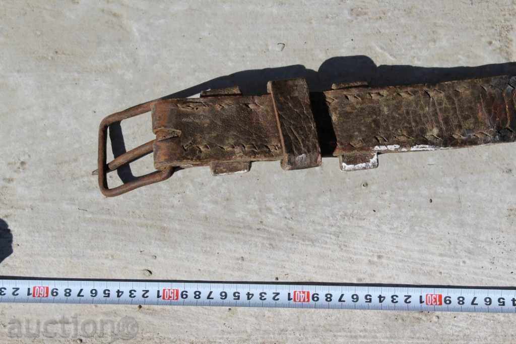 STAR VERY LARGE DEBEL LEATHER LEATHER BELT KATHARAMA AMUNITION with price 25.00 BGN | € 12.78 STAR VERY LARGE DEBEL LEATHER LEATHER BELT KATHARAMA AMUNITION with price 25.00 BGN | € 12.78