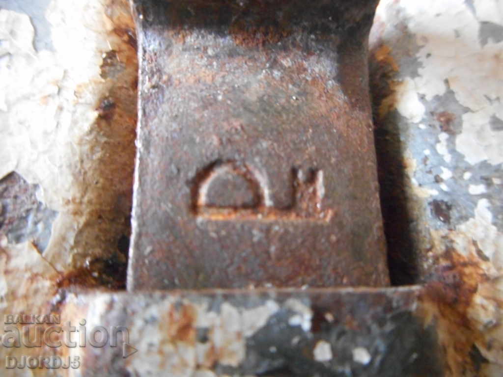 Παράδοση Παλιά μανδάλωση, σημάδια