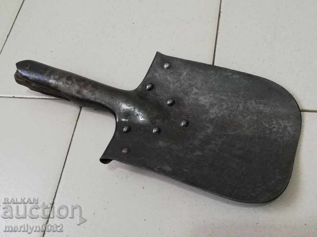 Shaft tool German blade 1915 WW1 First World with price 69.00 BGN | € 35.28 Shaft tool German blade 1915 WW1 First World with price 69.00 BGN | € 35.28