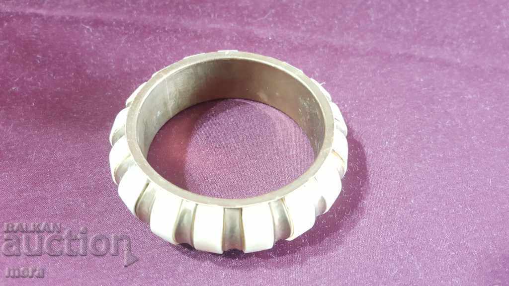 Old bracelet with price 30.00 BGN | € 15.34