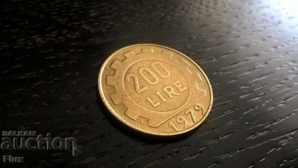 Монета - Италия - 200 лири | 1979г.