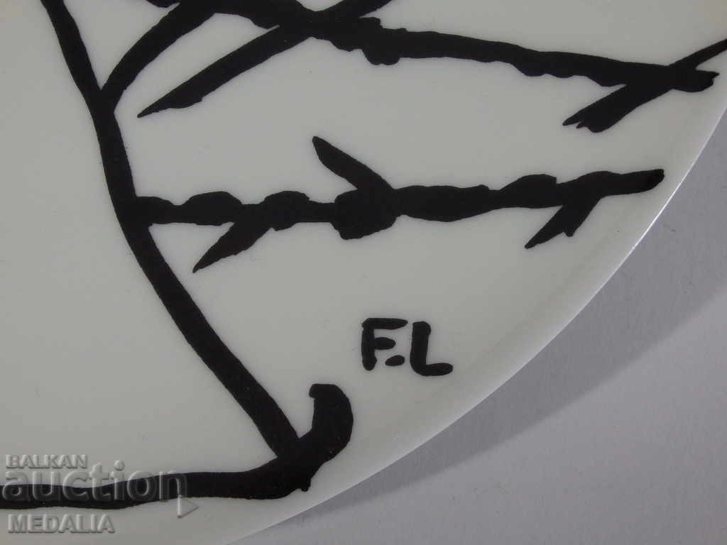 Fernand Léger - Lime-porcelain plate-1974 with price 800.00 BGN | € 409.03 Fernand Léger - Lime-porcelain plate-1974 with price 800.00 BGN | € 409.03